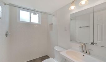 7705 ROYSTON St, Annandale, VA 22003