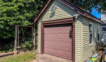 58 Richard St, Cranston, RI 02910