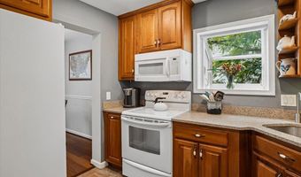 726 HILLCREST Dr, Annapolis, MD 21409