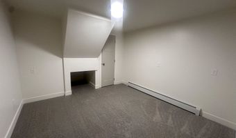 17 Frontier St, Diamondville, WY 83116