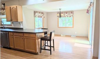 202 North Ln, Albert Lea, MN 56007