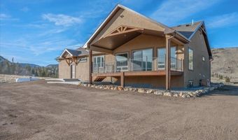 18 RAINBOW VALLEY LODGE Rd, Centennial, WY 82055