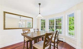 50 Intrepid Ln, Jamestown, RI 02835