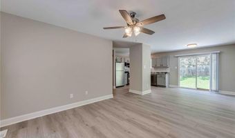 417 Elm Crossing Ct, Ballwin, MO 63021
