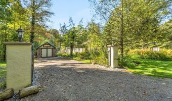 3596 Glenwood Dr, Austinburg, OH 44010