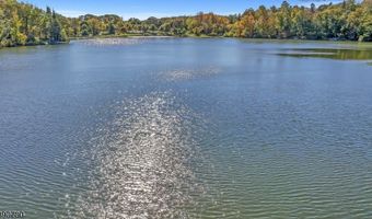 51 Lakeside Dr, Alloway, NJ 07422