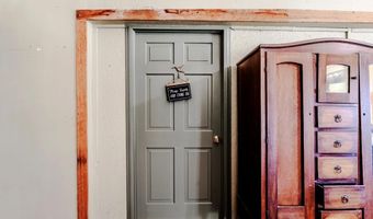 3280 Powers Ave, Bell, FL 32619