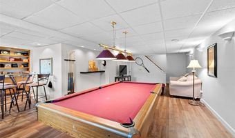 551 Lering Ct, Ballwin, MO 63011