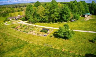 1043 Range Cemetery Rd, Allardt, TN 38504