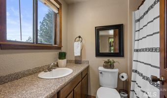 502 Lake Cascade Pkwy 6, Cascade, ID 83611