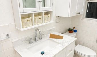 1826 Pacific Ave, Alameda, CA 94501