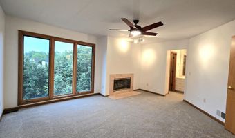 2782 Maitland Dr, Ann Arbor, MI 48105