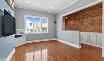 119 S 13th St, Airville, PA 15203