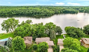 451 Reflection Rd, Apple Valley, MN 55124
