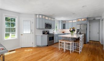 15 Steer Rd, Cumberland, RI 02864