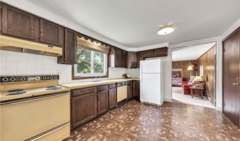 47 Brian Ave, Amherst, NY 14221
