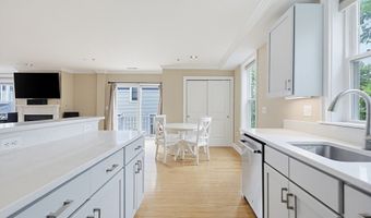 12 Honora Ln 12, Bourne, MA 02532
