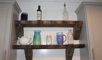 6 W Main St, Chester, CT 06412