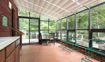 37 Lower Barrack Rd, Canaan, CT 06031