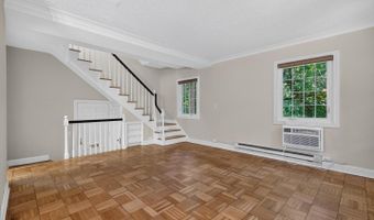 1557 MOUNT EAGLE, Alexandria, VA 22302