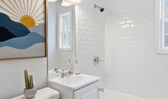 1608 W ABINGDON Dr 302, Alexandria, VA 22314