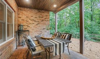 2555 Milford Ln, Alpharetta, GA 30009