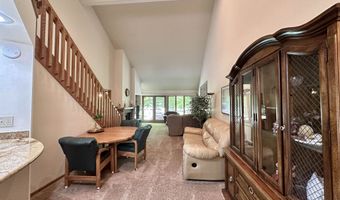 225 Emerald Meadows Dr, Arnolds Park, IA 51331