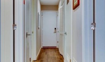 78 Wendover Ct, Bedminster, NJ 07921