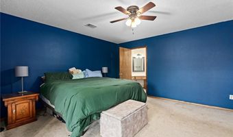 633 Meadowbrook Dr, Alma, AR 72921