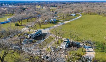 114 Private Road 2387, Alvord, TX 76225