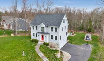 58 Village Place Dr, Barrington, NH 03825