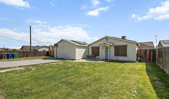 10611 Balm Of Gilead Ave, Armona, CA 93202