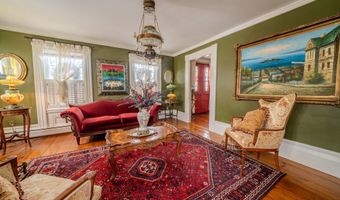 18 Waldo Ave, Belfast, ME 04915