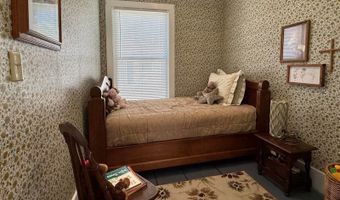 33 Union St, Bath, ME 04530