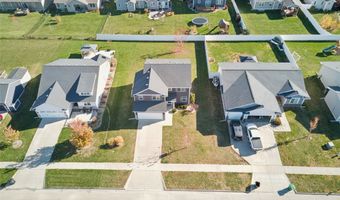 2301 NW Beechwood St, Ankeny, IA 50023