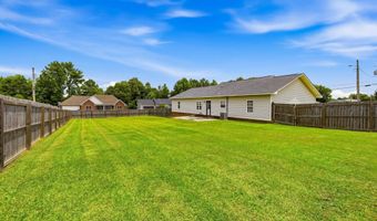 135 Shaw St, Albertville, AL 35950