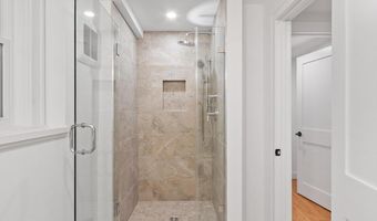 21 Clark Rd, Bedford, MA 01730