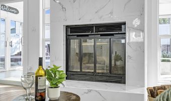 8 Mizzen Dr, Barnegat, NJ 08005