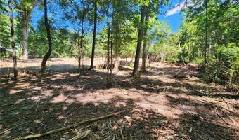 6389 WINDSOR Dr, Acworth, GA 30102