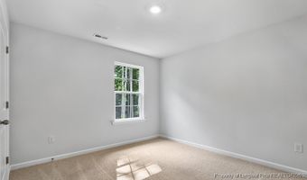 1049 Misty Creek Dr, Aberdeen, NC 28315