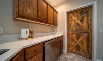 2925 Kent Ave, Cody, WY 82414