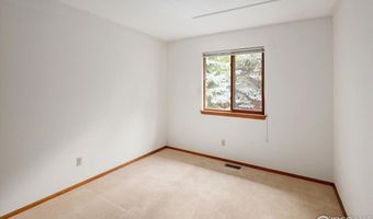 1660 Emerald St, Broomfield, CO 80020