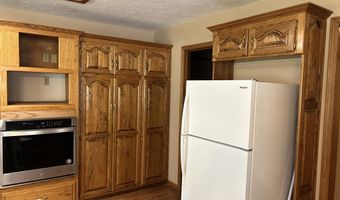 602 Curry Ave, Ava, MO 65608