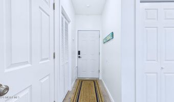 4 N Brighton Ave, Atlantic City, NJ 08401