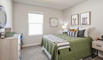 1004 33RD St SE, Altoona, IA 50009