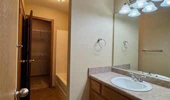 4204 SW Chapelstone Ave 2, Bentonville, AR 72712