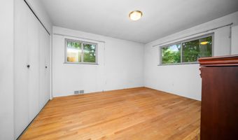 2125 Needham Rd, Ann Arbor, MI 48104