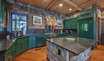 58 S Point Dr, Alexander City, AL 35010