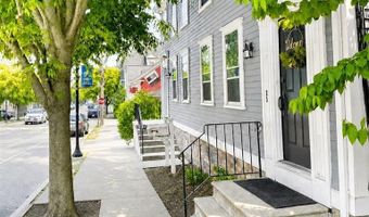 31 King St 33-3, East Greenwich, RI 02818