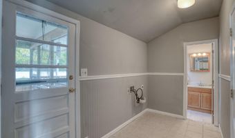 123 CANDLEWICKE Dr, Dover, DE 19901